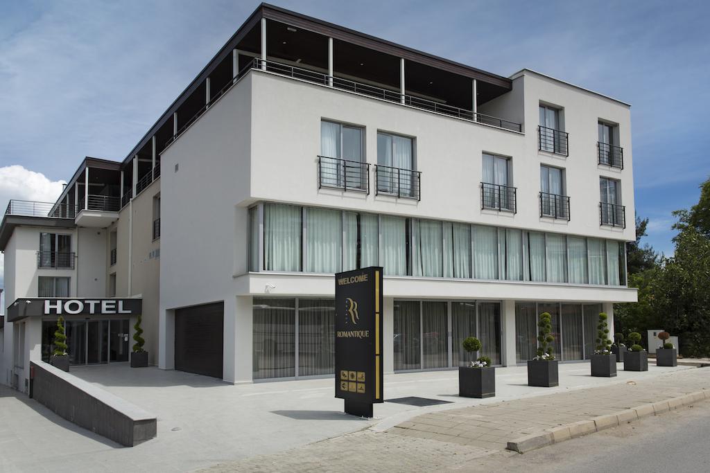 Romantique Dojran Hotel מראה חיצוני תמונה