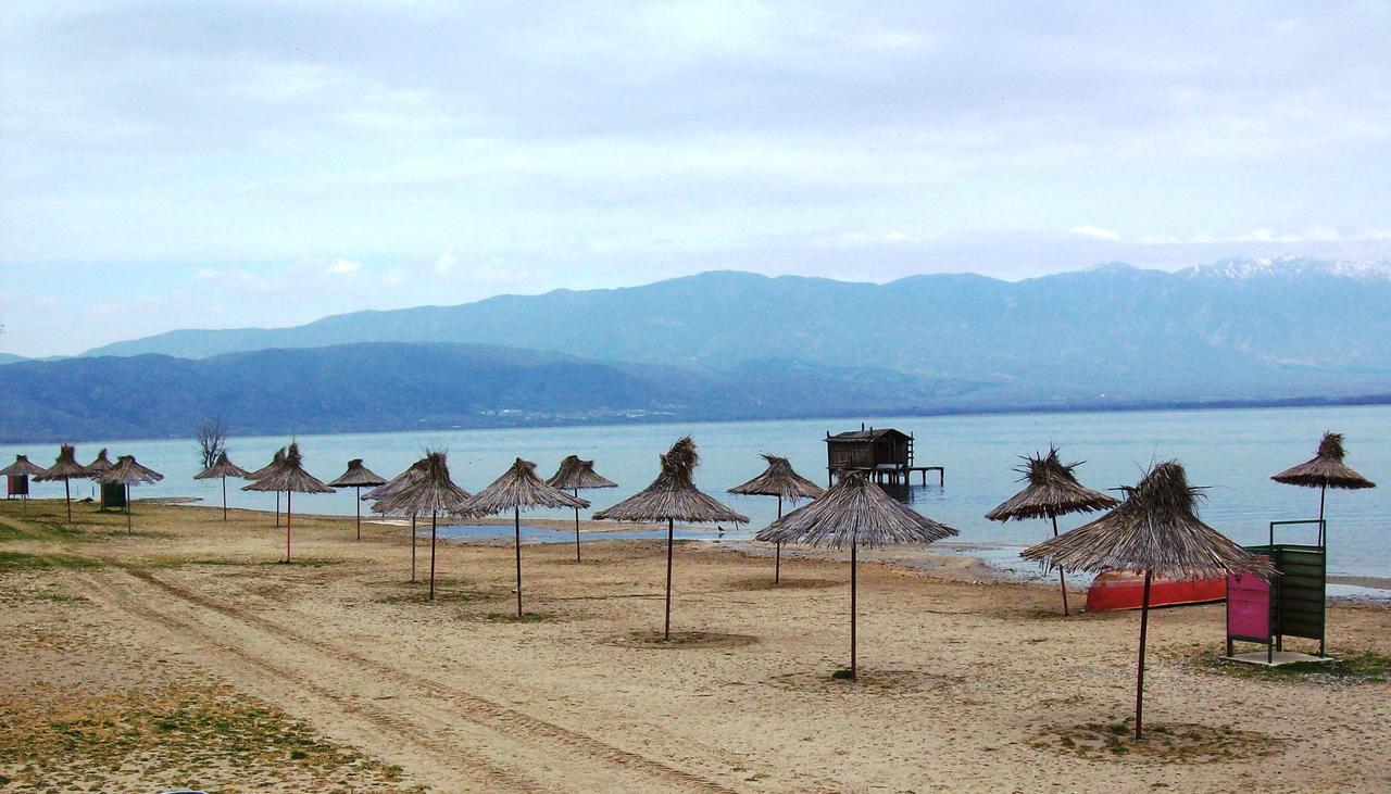 Romantique Dojran Hotel מראה חיצוני תמונה